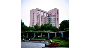 電梯維修注意事項(xiàng)：確保安 全與效率的關(guān)鍵指南